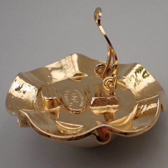 CHANEL Imitation Pearl Large Button Earrings 25 Clip-On Gold Vintage - Picture 2 of 15